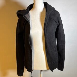 Lululemon size 6 Scuba Jacket